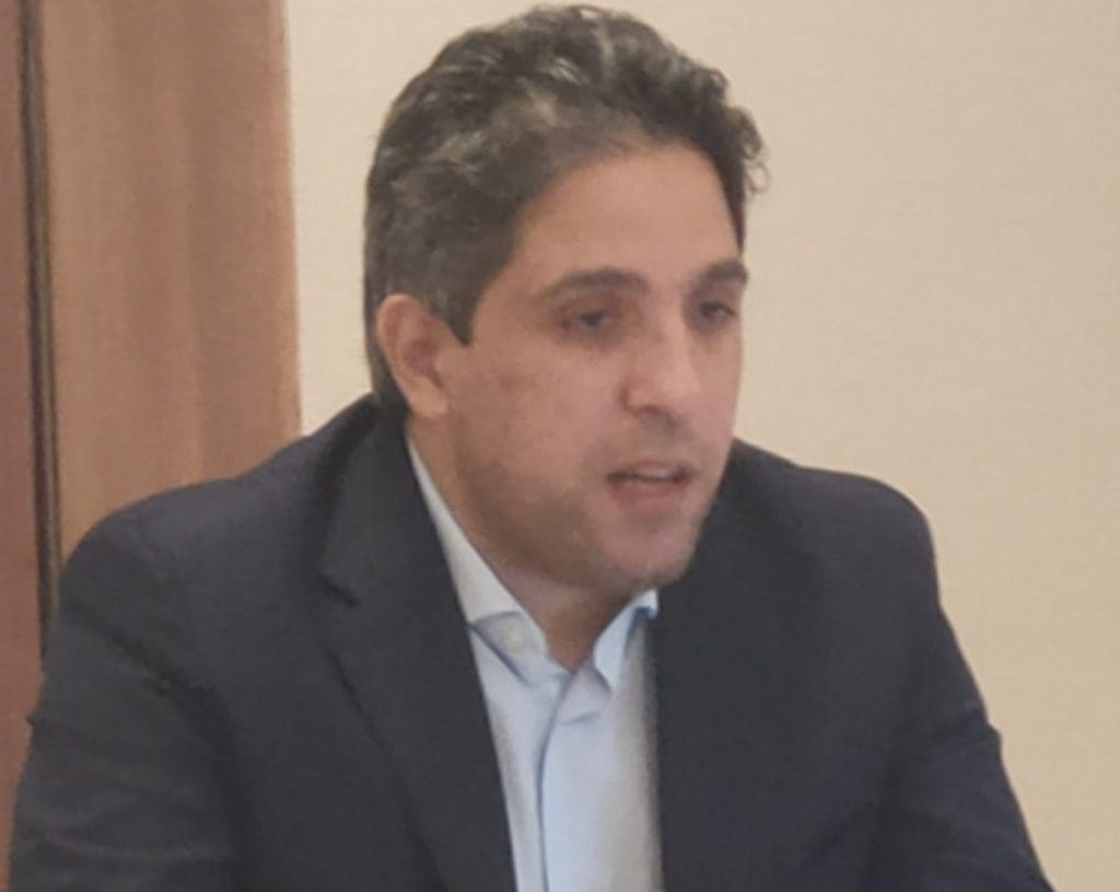 أحمد رياض، الخبير الدولي في استمرارية الأعمال